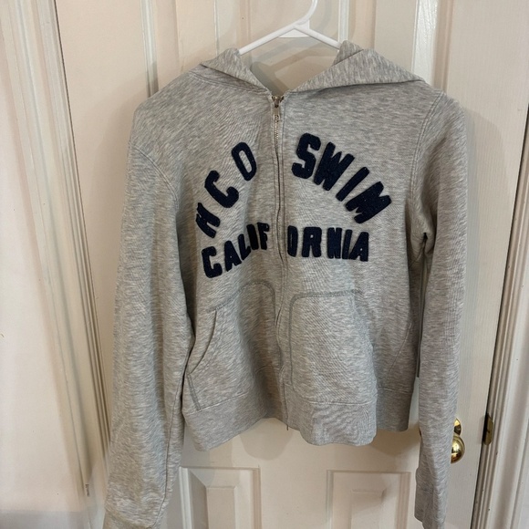 vintage early 2000s holster sweatshirt looking for best offer - Picture 2 of 4